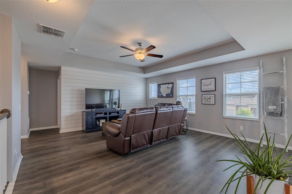 1686 Cherry Walk Road Lutz, FL 33558 - Photo 36 of 70