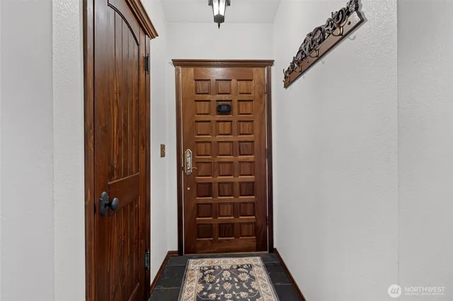 $700,000 | 5032 122nd Street Southeast, Everett, WA 98208