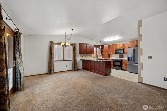 $700,000 | 5032 122nd Street Southeast, Everett, WA 98208