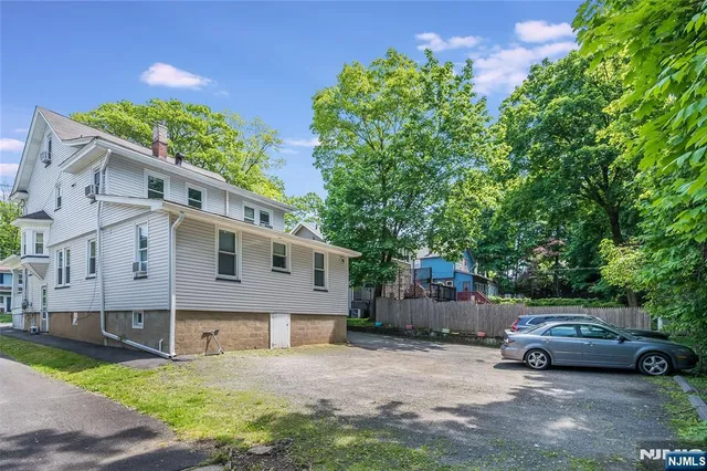 front view of house with a yard