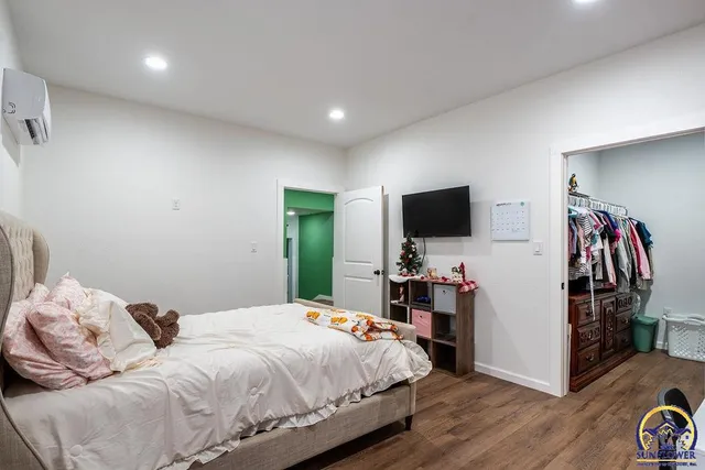 $384,900 | 11850 R5 Lane, Hoyt, KS 66440