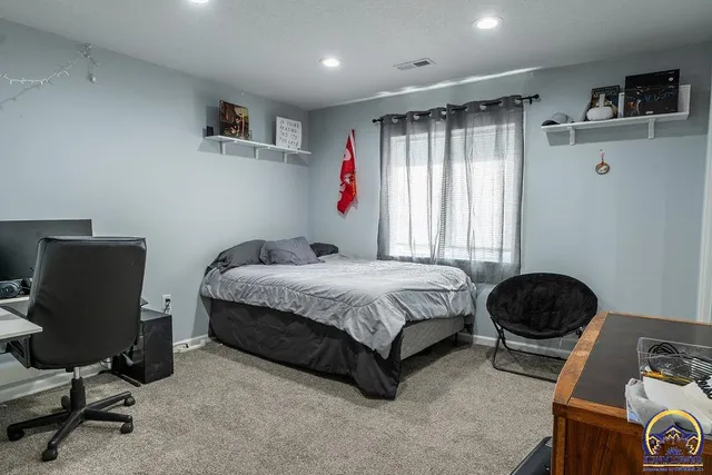 $384,900 | 11850 R5 Lane, Hoyt, KS 66440