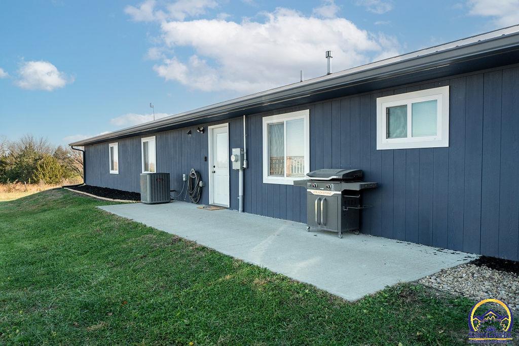 11850 R5 Lane Hoyt, KS 66440 - Photo 27 of 30