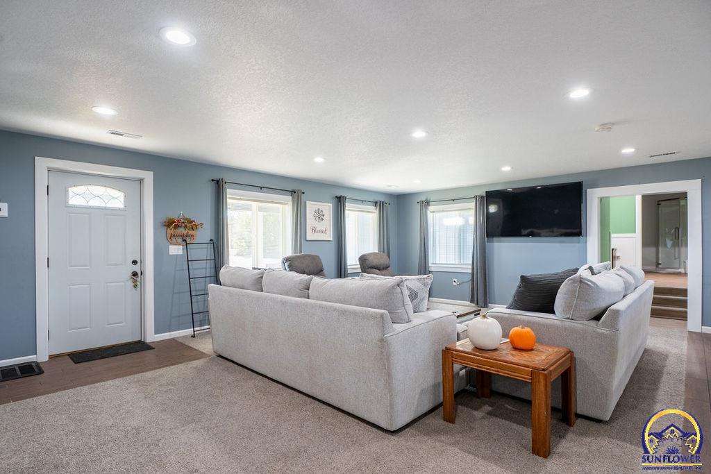 11850 R5 Lane Hoyt, KS 66440 - Photo 3 of 30