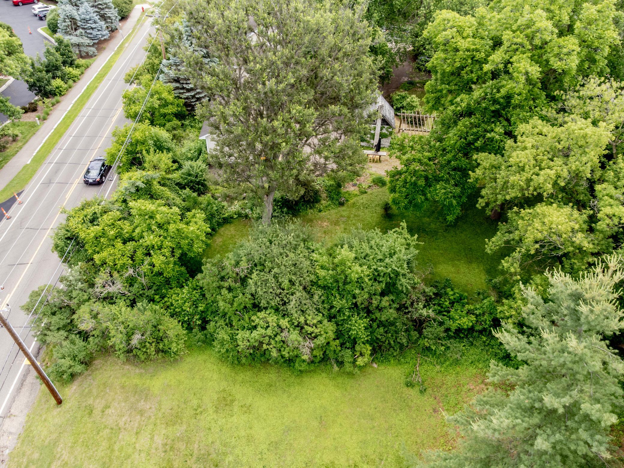 1603 Dodd Road Mendota Heights, MN 55118 - Photo 3 of 32 Gallery Image 3