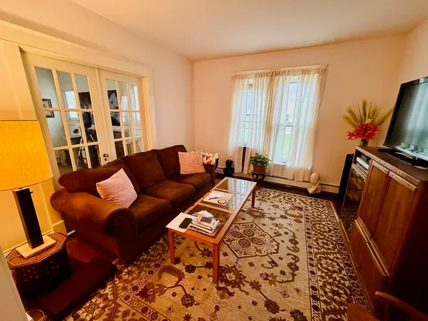 $274,000 | 742 South 4th Street, DeKalb, IL 60115