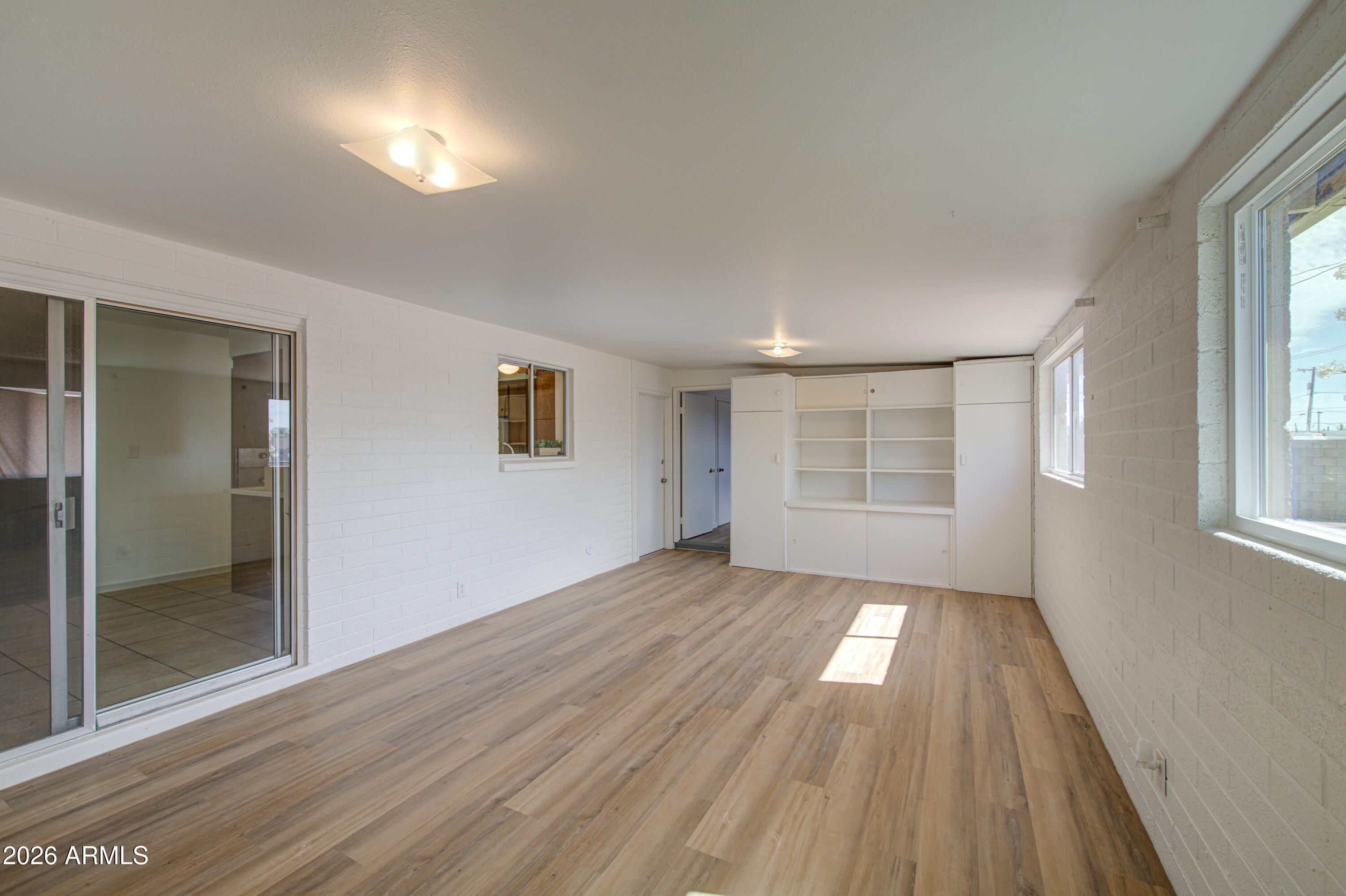 650 North Rennick Drive Apache Junction, AZ 85120 - Photo 13 of 36 Family Room 1
