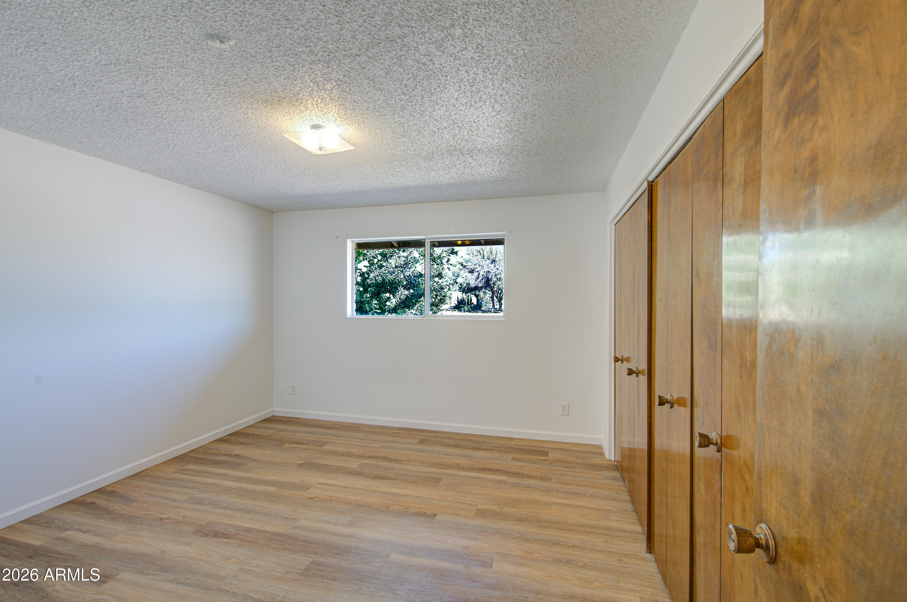 650 North Rennick Drive Apache Junction, AZ 85120 - Photo 4 of 36 Bedroom 1-pic 1