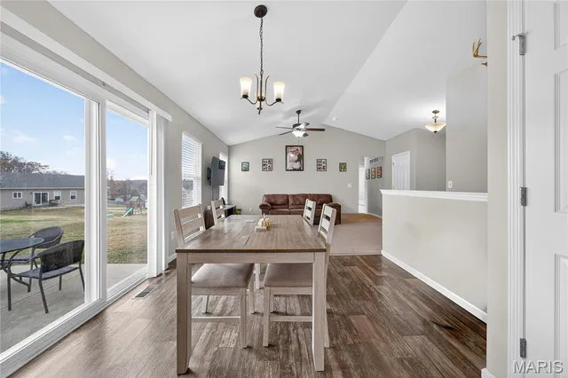 $269,900 | 150 Hidden Valley Way, Winfield, MO 63389