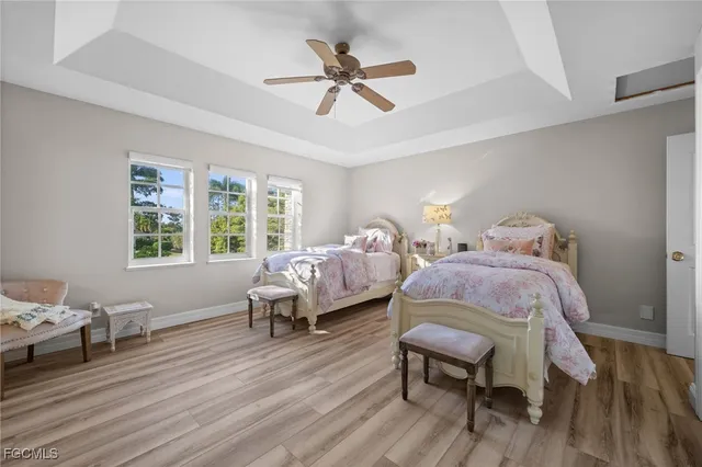 $4,895,000 | 9250 The Lane, Naples, FL 34109