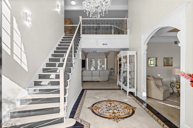 $4,895,000 | 9250 The Lane, Naples, FL 34109