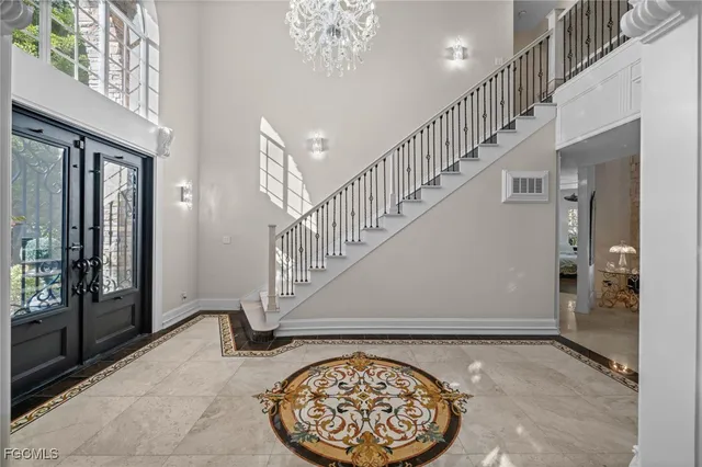 $4,895,000 | 9250 The Lane, Naples, FL 34109