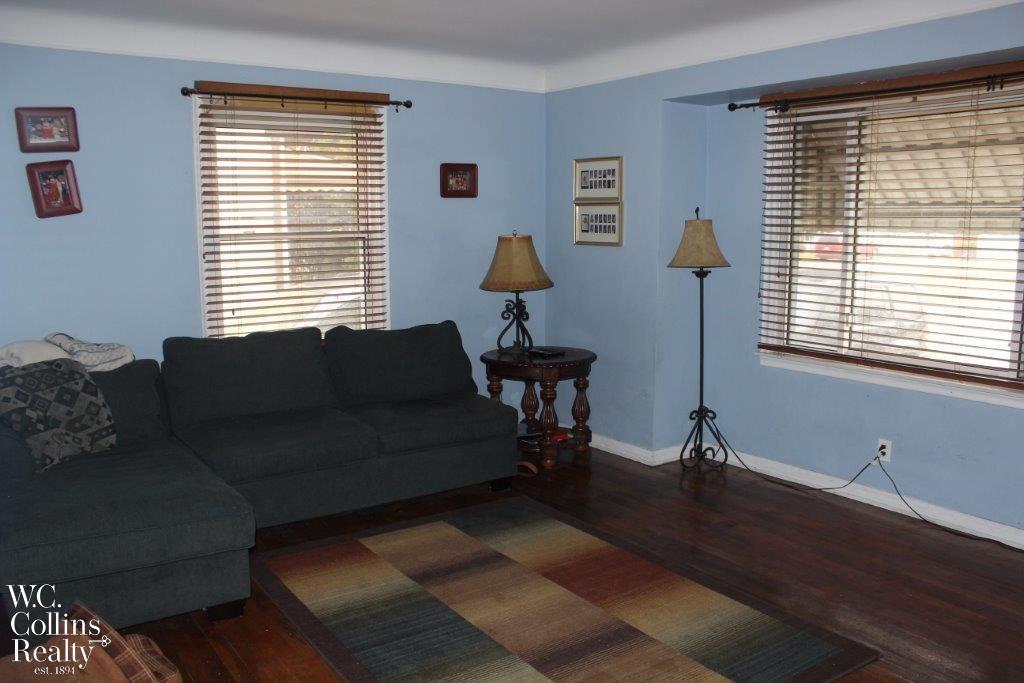 25186 Hayes Road Roseville, MI 48066 - Photo 3 of 12