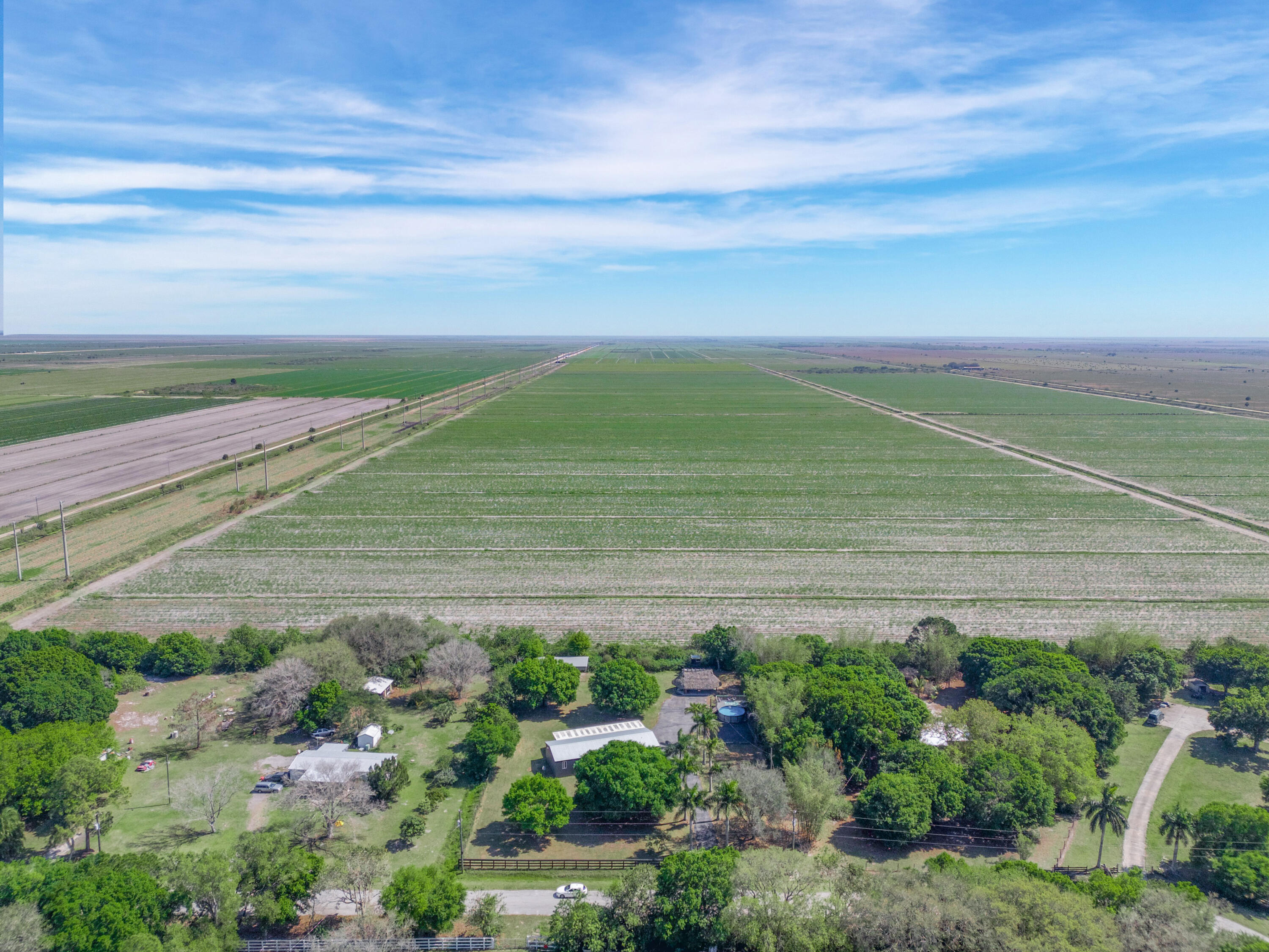 329 Kilpatrick Loop Clewiston, FL 33440 - Photo 41 of 56 a view of a field with an ocean