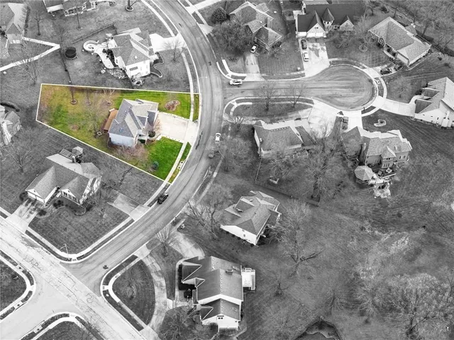 $450,000 | 6909 North Bellefontaine Avenue, Gladstone, MO 64119