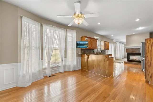 $450,000 | 6909 North Bellefontaine Avenue, Gladstone, MO 64119