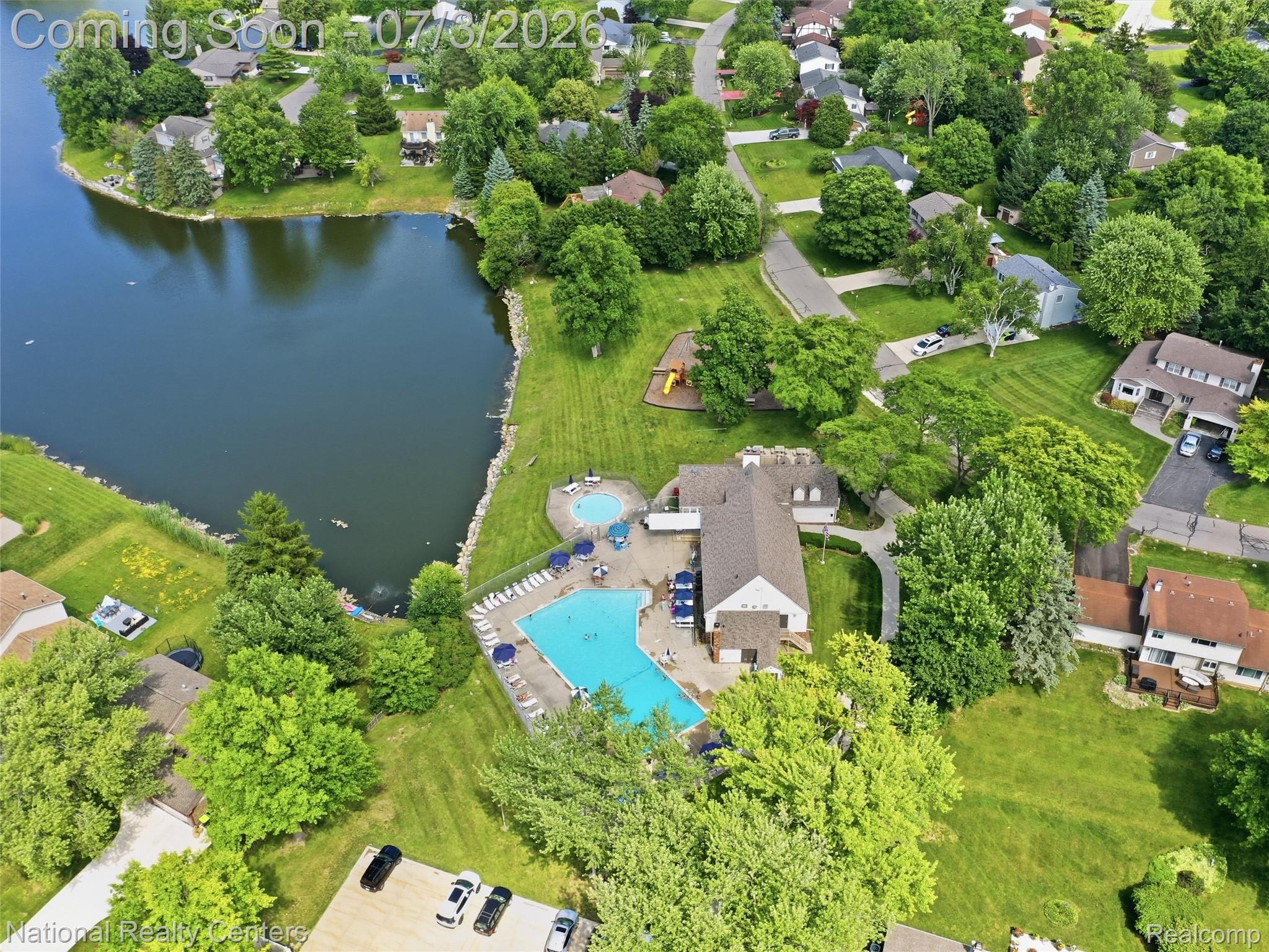 40368 Village Wood Road Novi, MI 48375 - Photo 42 of 49 15-DJI_0371.jpg