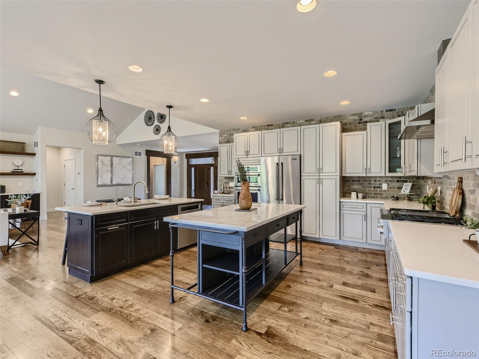 7467 Cameron Circle Larkspur, CO 80118 - Photo 15 of 40