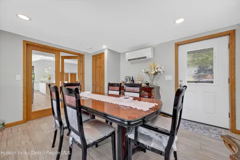 $1,125,000 | 6 Hasbrouck Place, New Paltz, NY 12561
