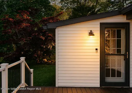 $1,125,000 | 6 Hasbrouck Place, New Paltz, NY 12561