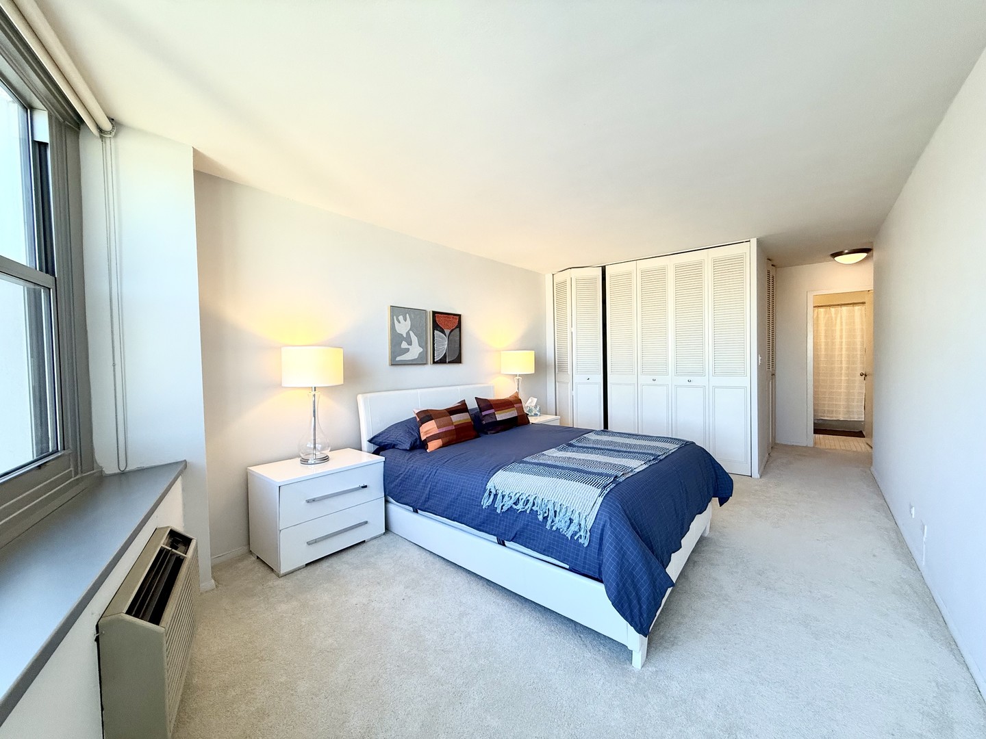 555 West Cornelia Avenue, Unit 1011 Chicago, IL 60657 - Photo 12 of 26