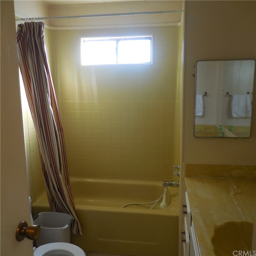 3700 Buchanan Street, Unit 135 Riverside, CA 92505 - Photo 18 of 25 Gallery Image 18