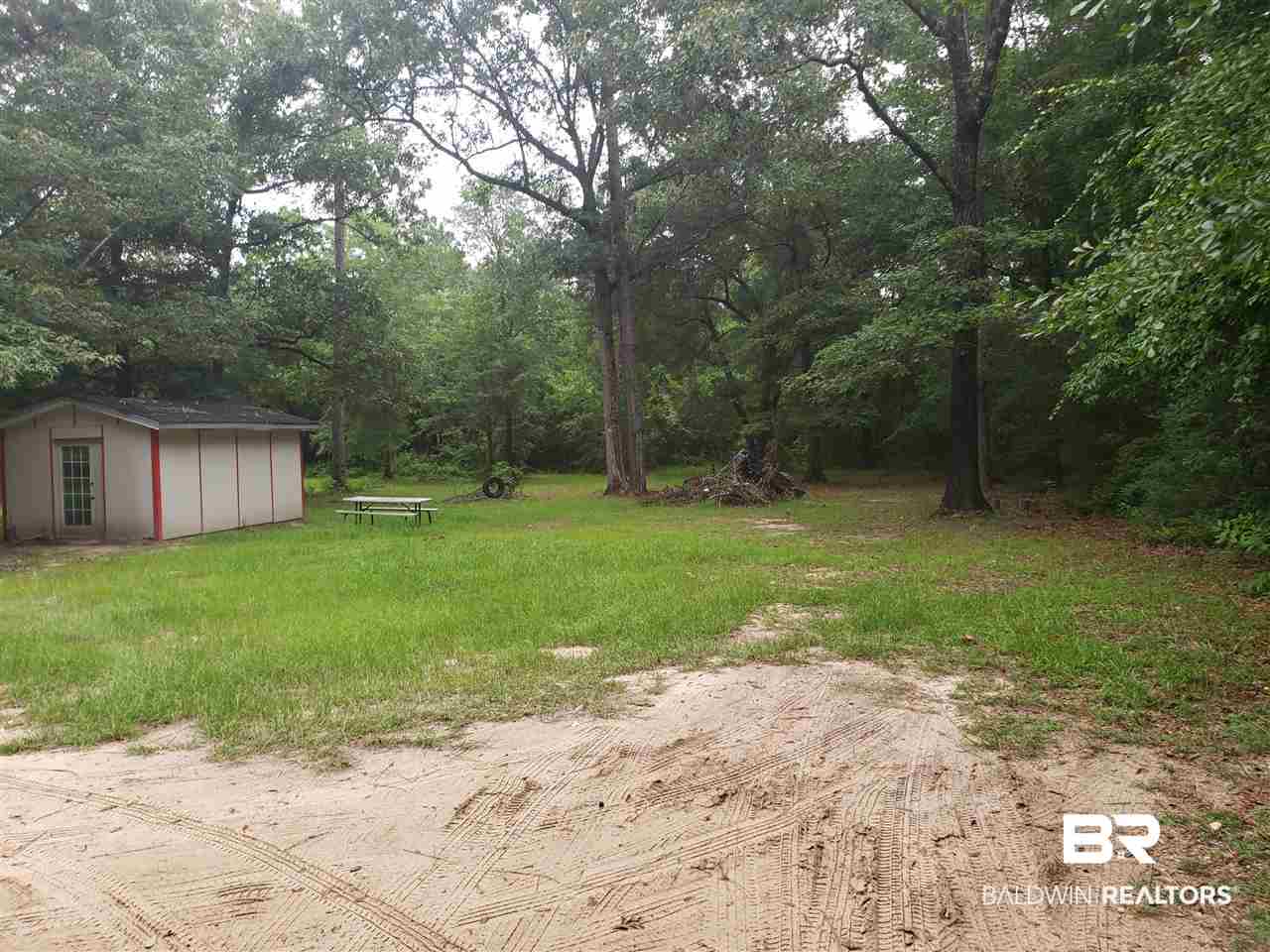 10455 Longview Drive Foley, AL 36535 - Photo 5 of 17 Backyard