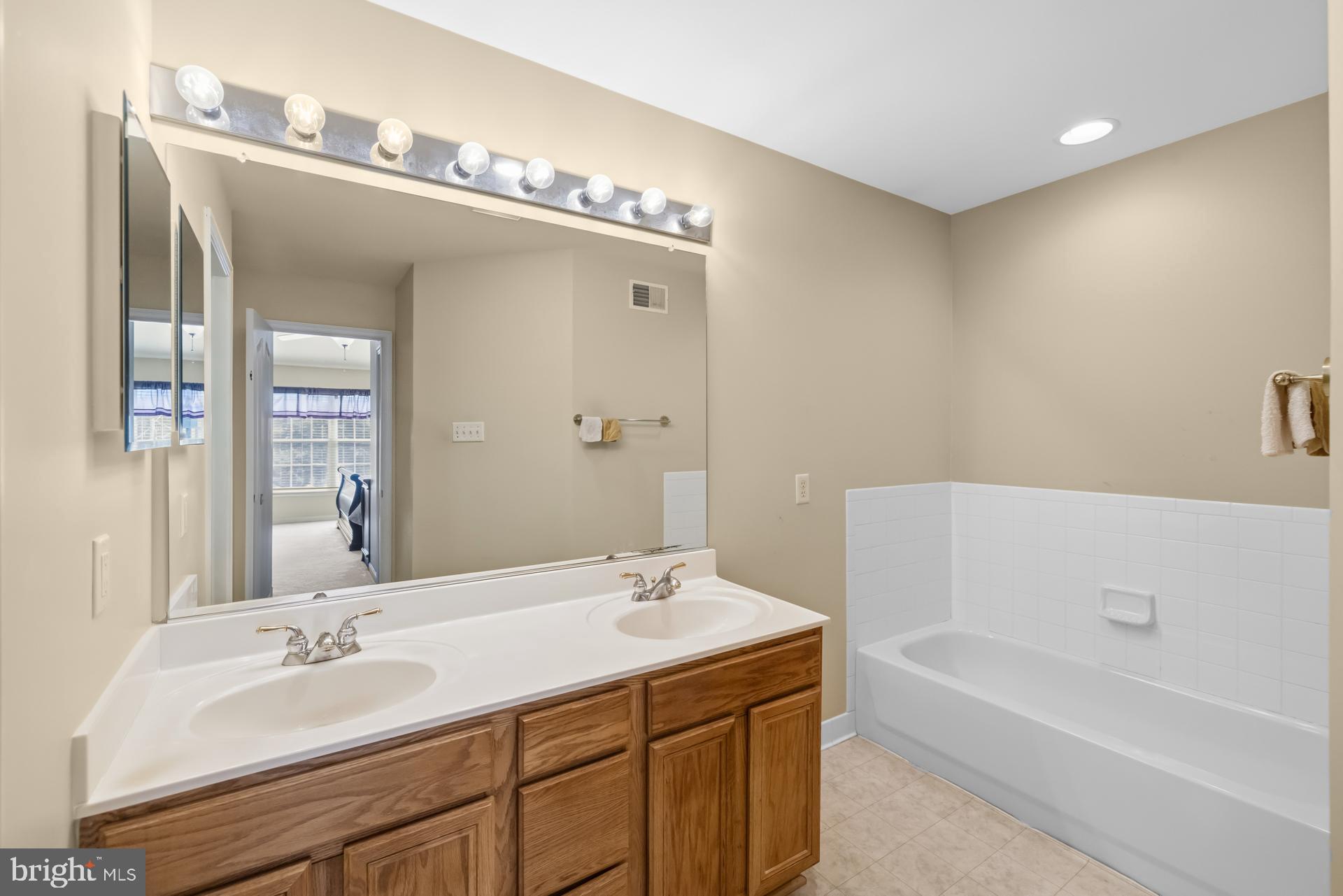 112 Farmbrook Lane Hanover, MD 21076 - Photo 26 of 44