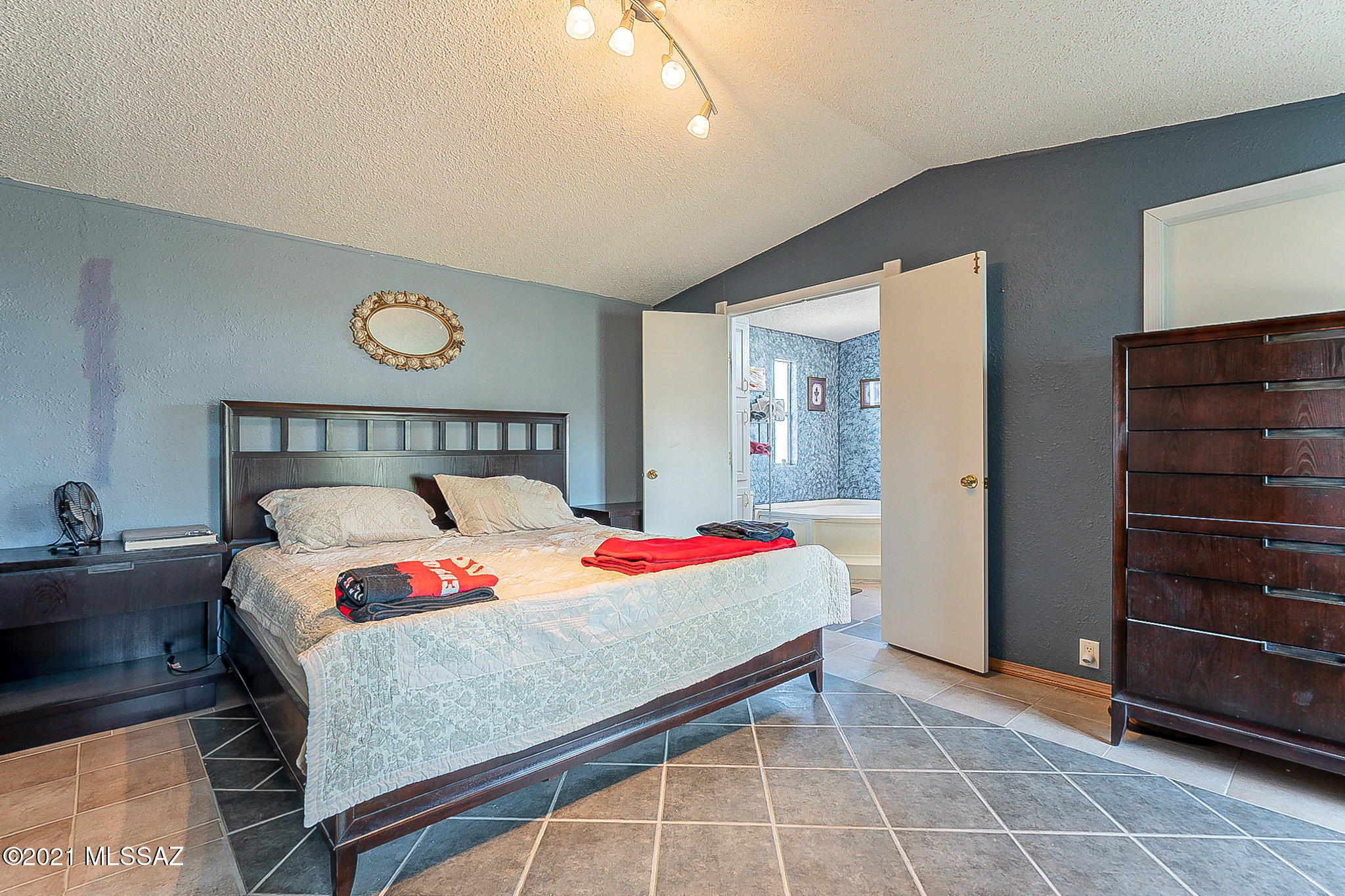 141 North Ruth Road Benson, AZ 85602 - Photo 3 of 49 Gallery Image 3