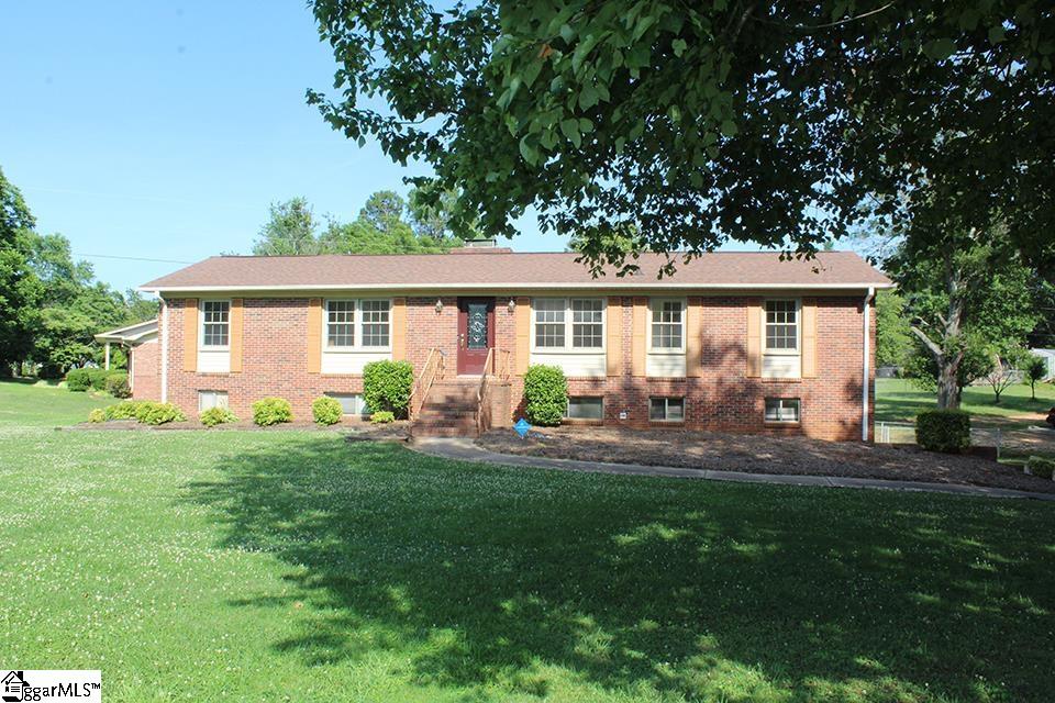 407 Old Mill Road Mauldin, SC 29662 - Photo 2 of 21 Gallery Image 2