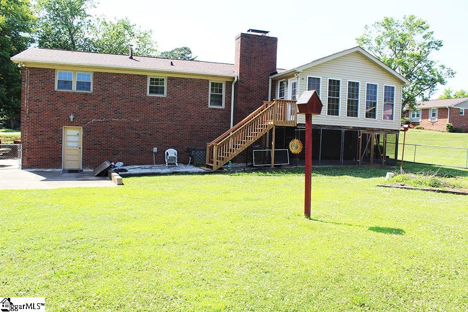 407 Old Mill Road Mauldin, SC 29662 - Photo 4 of 21 Gallery Image 4