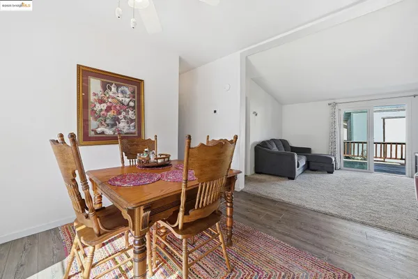 a view of a livingroom with furniture