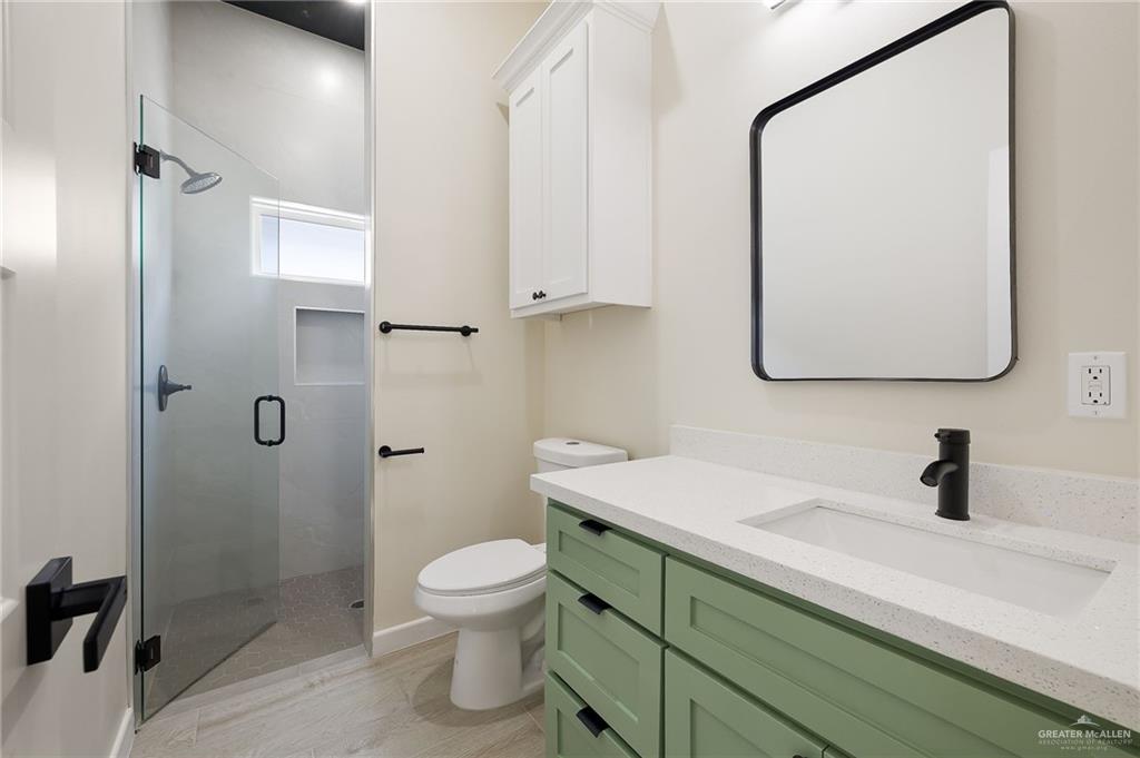 5705 Notre Dame Avenue, Unit 2 Mission, TX 78573 - Photo 10 of 17