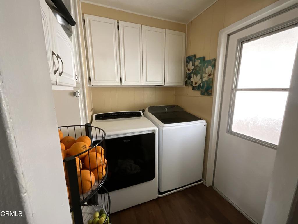 15433 West Telegraph Road, Unit 54 Santa Paula, CA 93060 - Photo 11 of 25 a utility room with dryer and washer