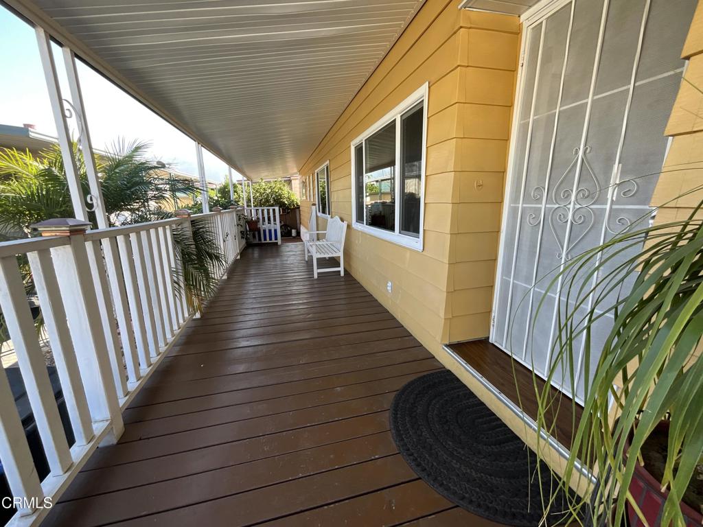15433 West Telegraph Road, Unit 54 Santa Paula, CA 93060 - Photo 23 of 25 a view of a balcony