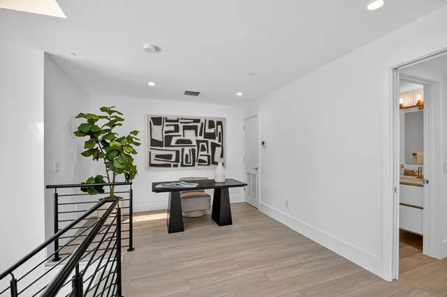 $25,000 | 204 Osceola Park Lane, Delray Beach, FL 33483