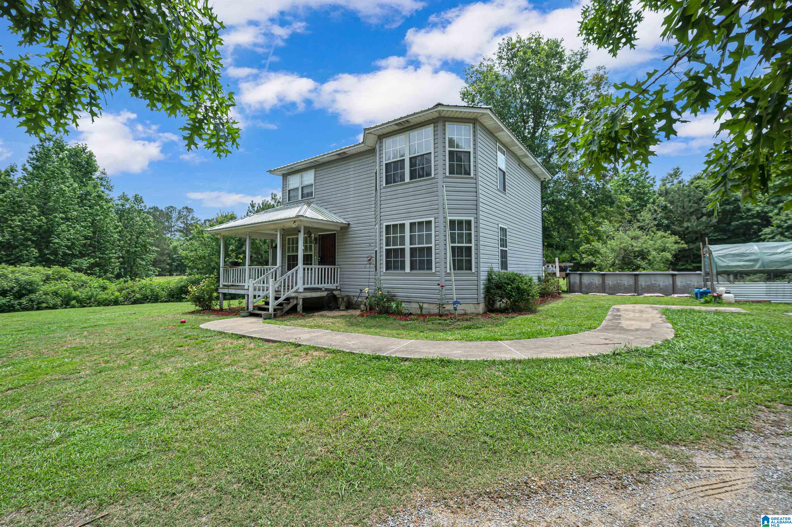 381 Hunters Crossing Road Odenville, AL 35120 - Photo 4 of 48
