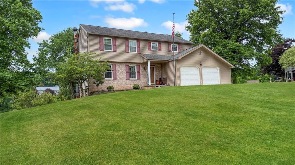 103 Lakeview Drive McKees Rocks, PA 15136 - Photo 2 of 44 Gallery Image 2