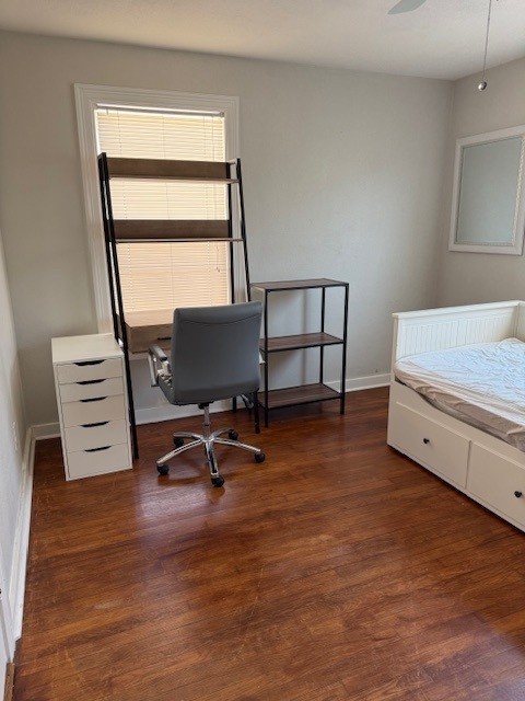 3720 Avenue P 1/2 Rear Galveston, TX 77550 - Photo 13 of 15 Second bedroom with desk