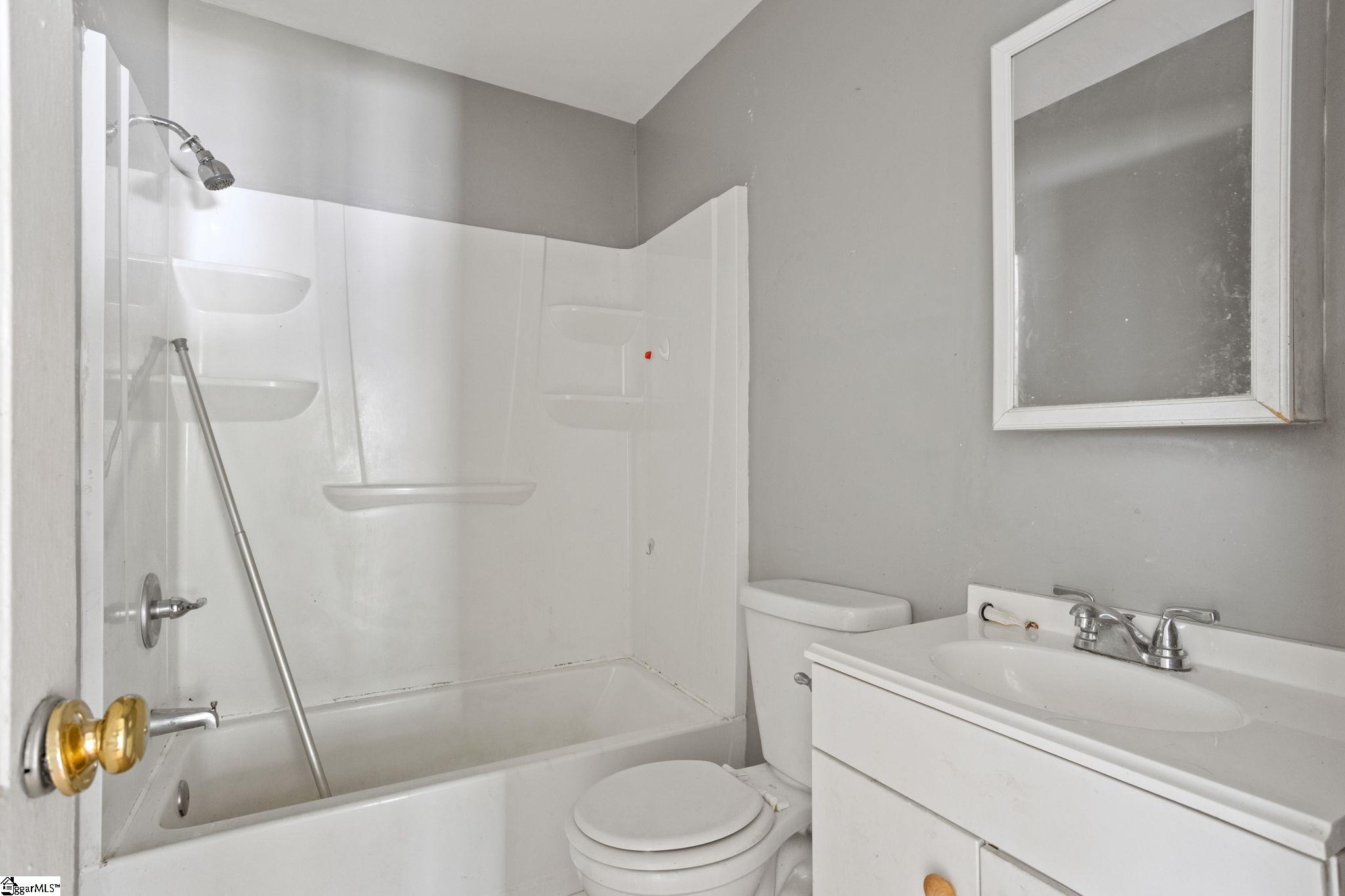 206 Griffin Drive Greenville, SC 29607 - Photo 11 of 22