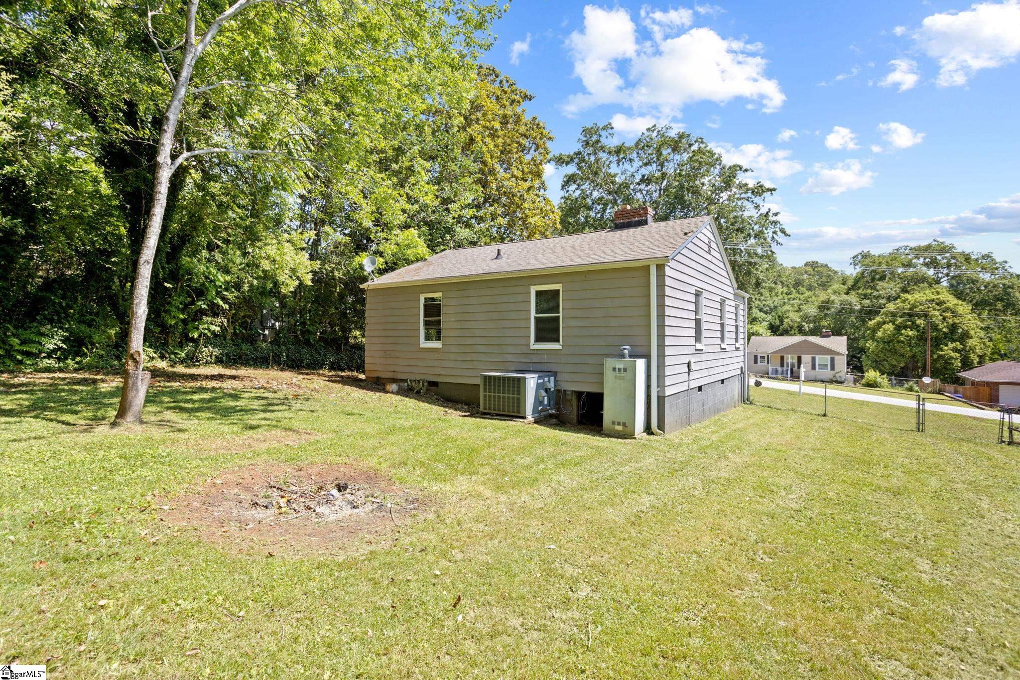 206 Griffin Drive Greenville, SC 29607 - Photo 17 of 22