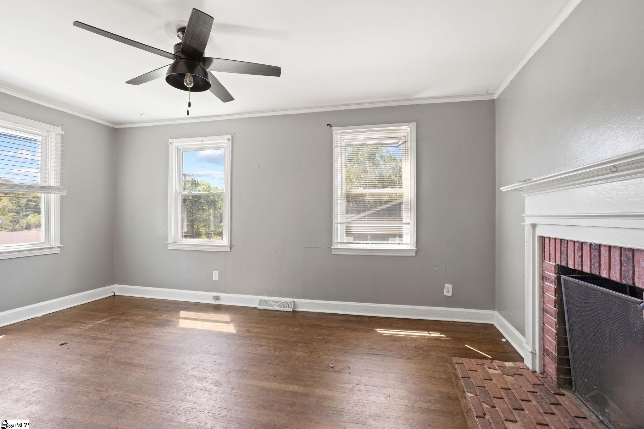 206 Griffin Drive Greenville, SC 29607 - Photo 4 of 22