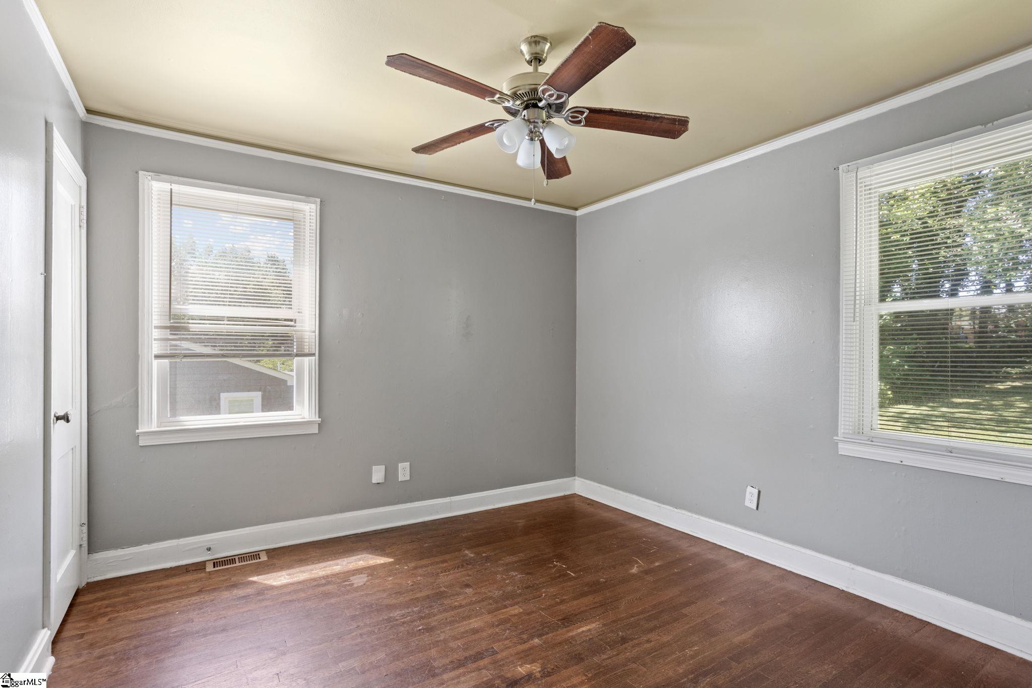 206 Griffin Drive Greenville, SC 29607 - Photo 9 of 22