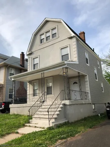 $3,595 | 715 Emerson Avenue, Elizabeth, NJ 07208