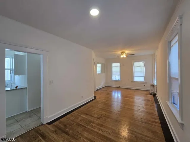 $3,595 | 715 Emerson Avenue, Elizabeth, NJ 07208
