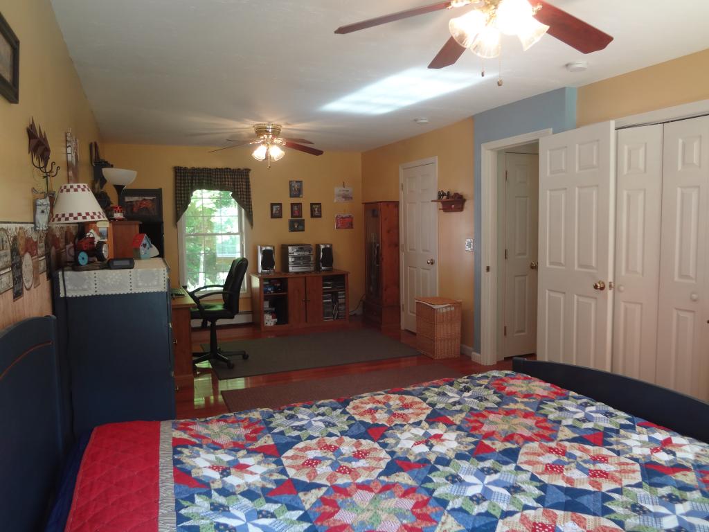 68 Gilmanton Road Loudon, NH 03307 - Photo 23 of 27