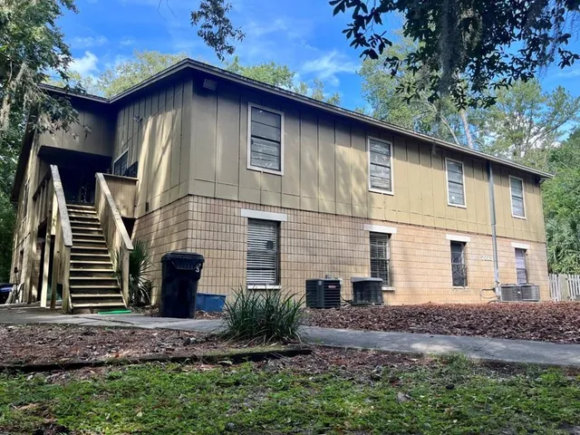 $855,000 | 7213 Southwest 44th Place, Gainesville, FL 32608