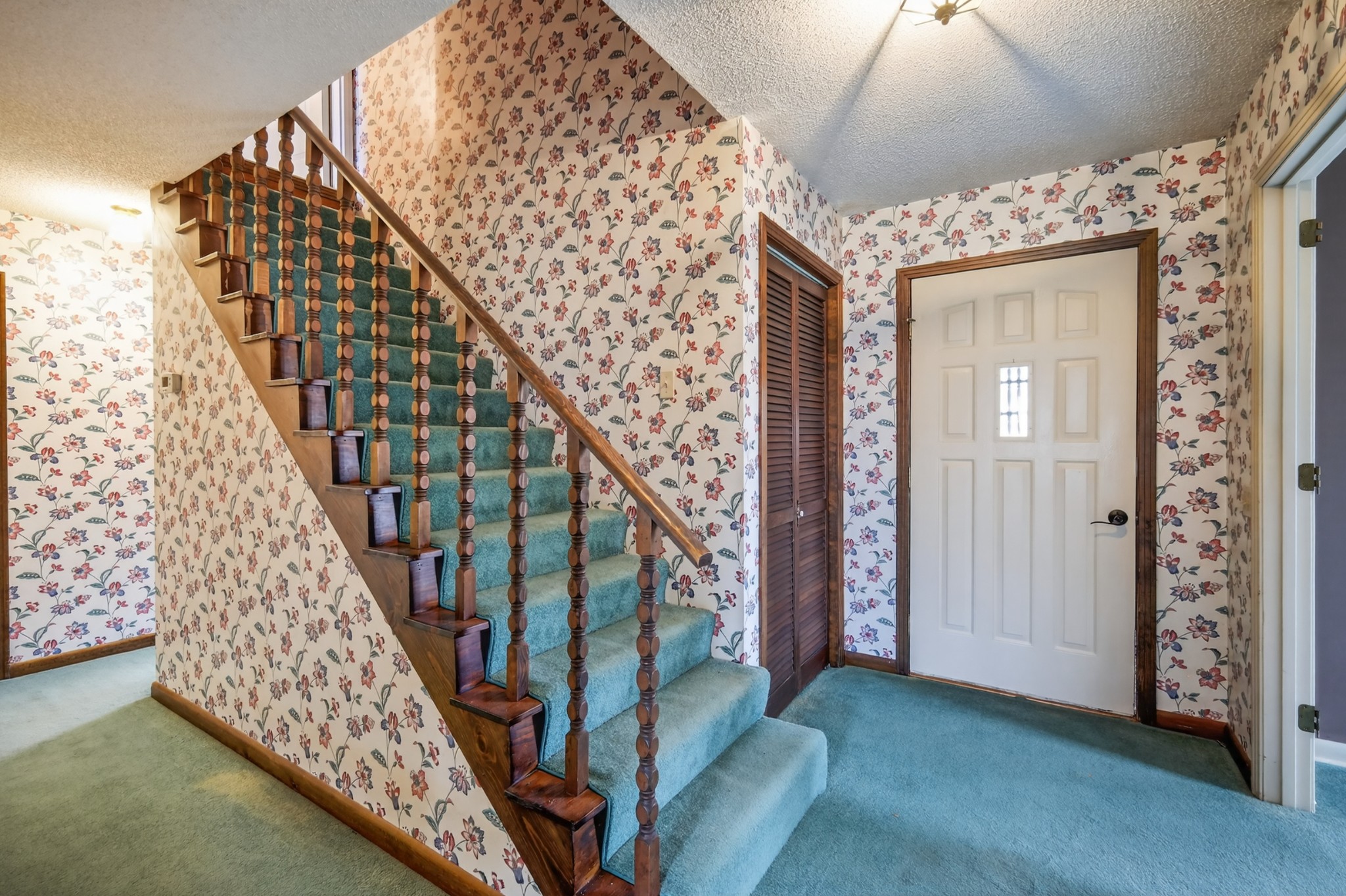 954 Belmont Road Manchester, TN 37355 - Photo 5 of 65 a view of entryway with a front door
