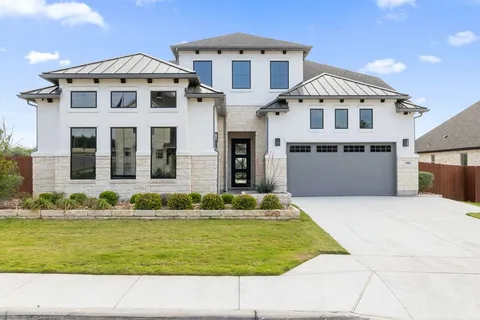 $915,000 | 1300 Shelby Lane, Georgetown, TX 78628