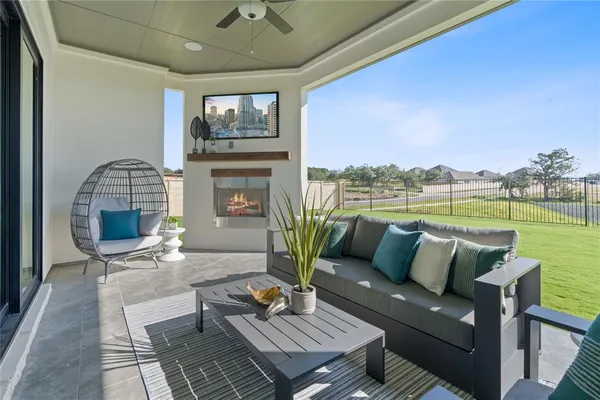 $915,000 | 1300 Shelby Lane, Georgetown, TX 78628